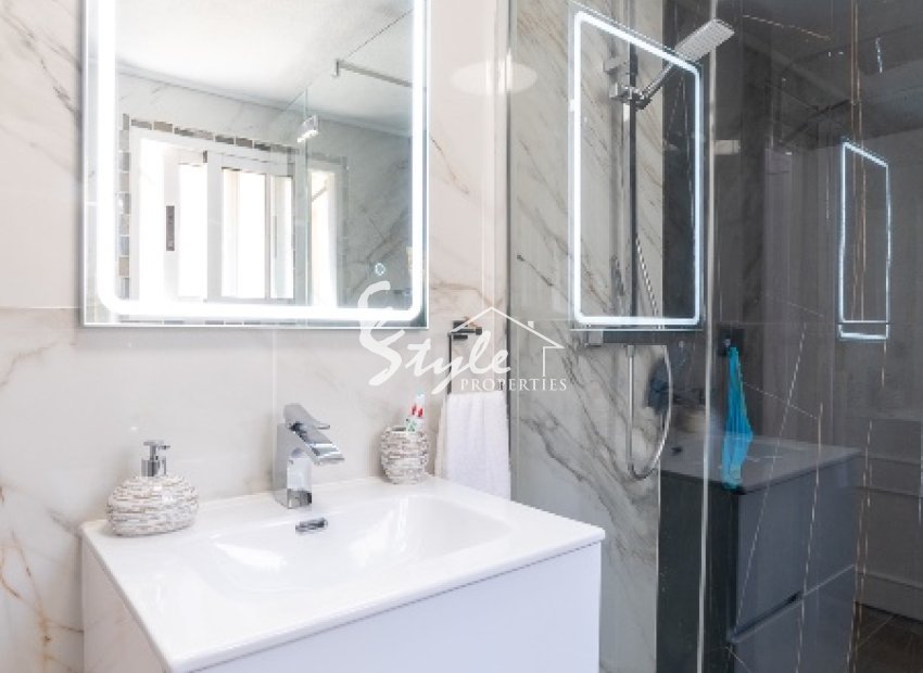 Resale - Townhouse - Los Altos