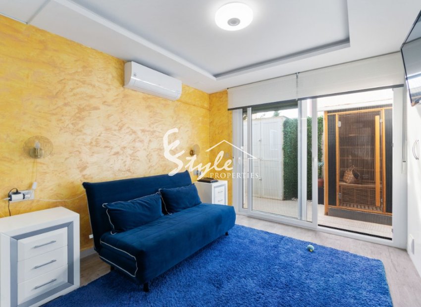 Resale - Townhouse - Los Balcones