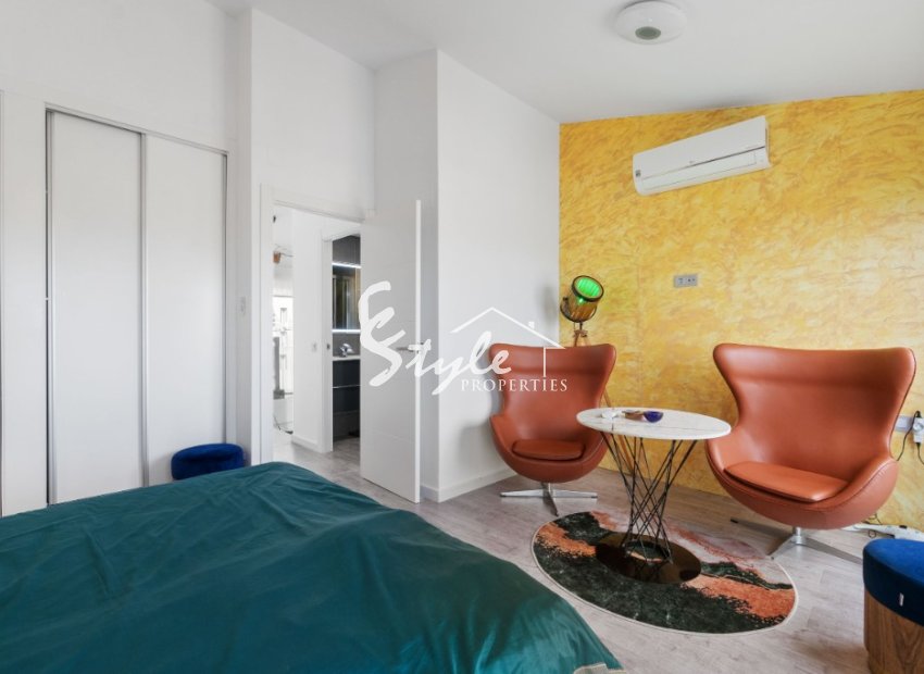 Resale - Townhouse - Los Balcones