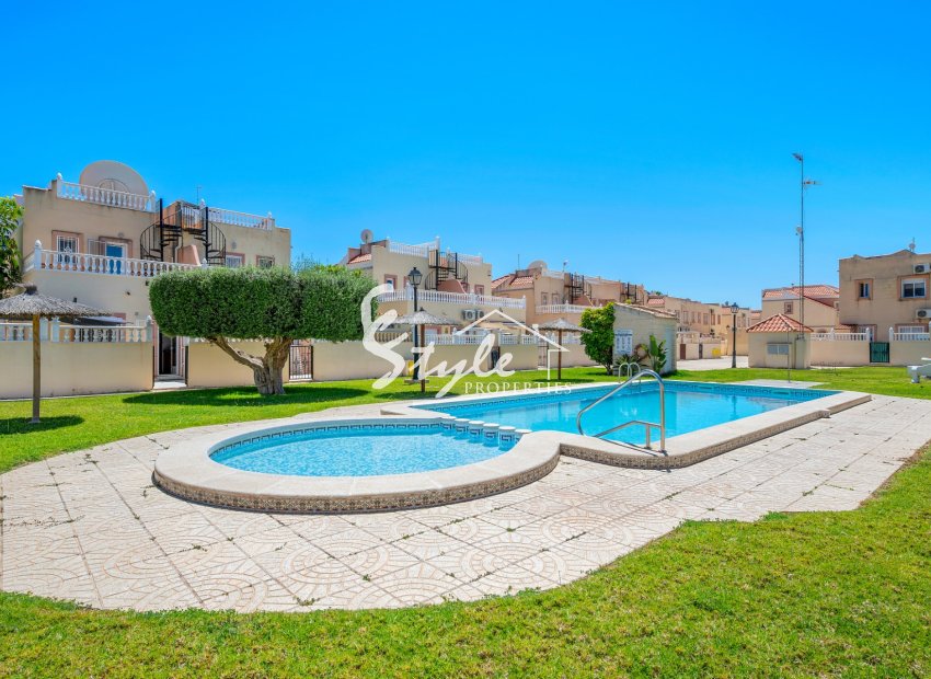 Resale - Townhouse - Orihuela Costa  - La Zenia
