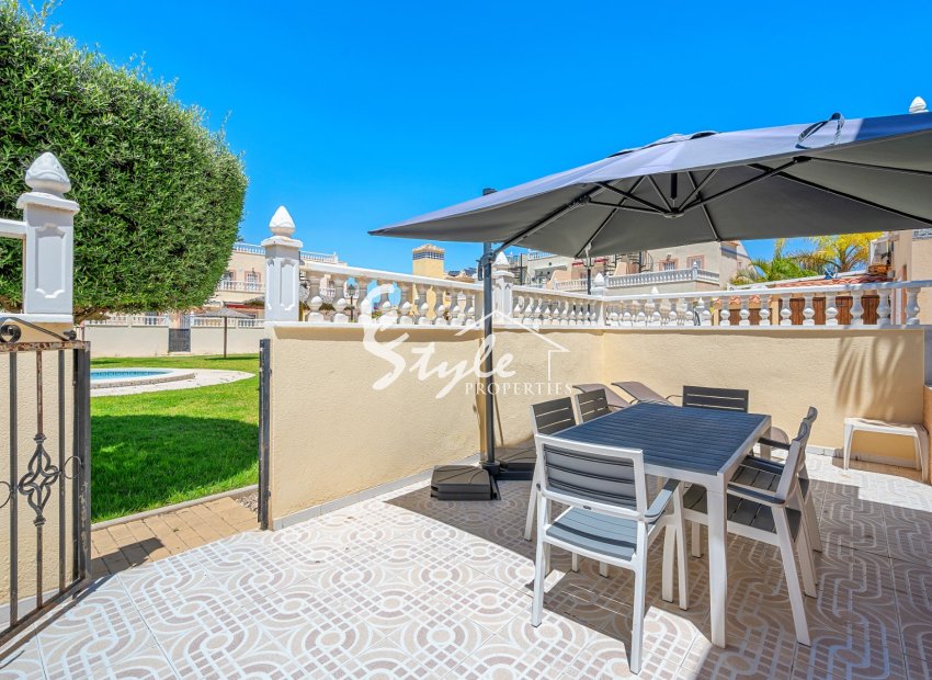 Resale - Townhouse - Orihuela Costa  - La Zenia