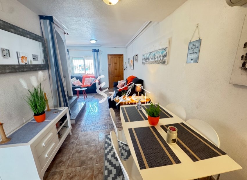 Resale - Townhouse - Orihuela Costa  - Playa Flamenca