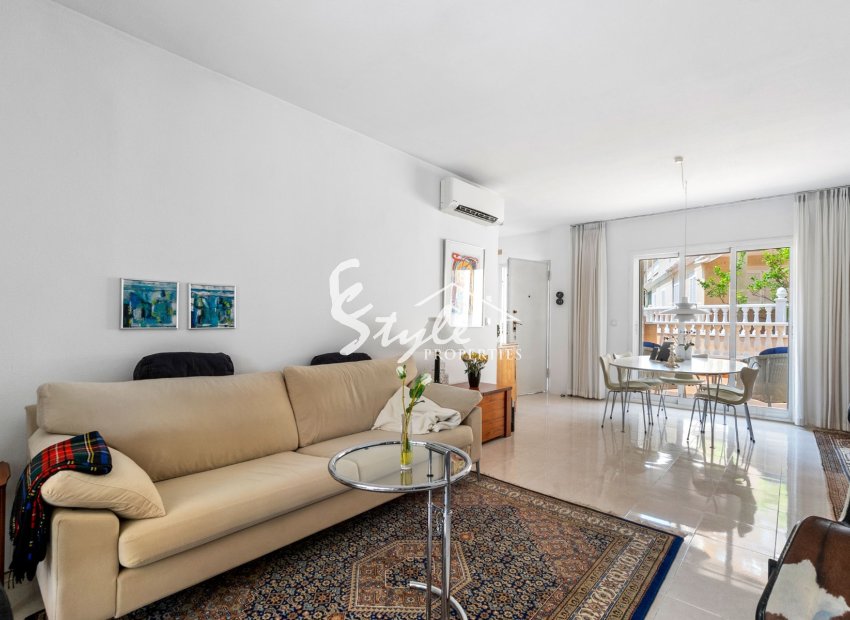 Resale - Townhouse - Orihuela Costa  - Playa Flamenca