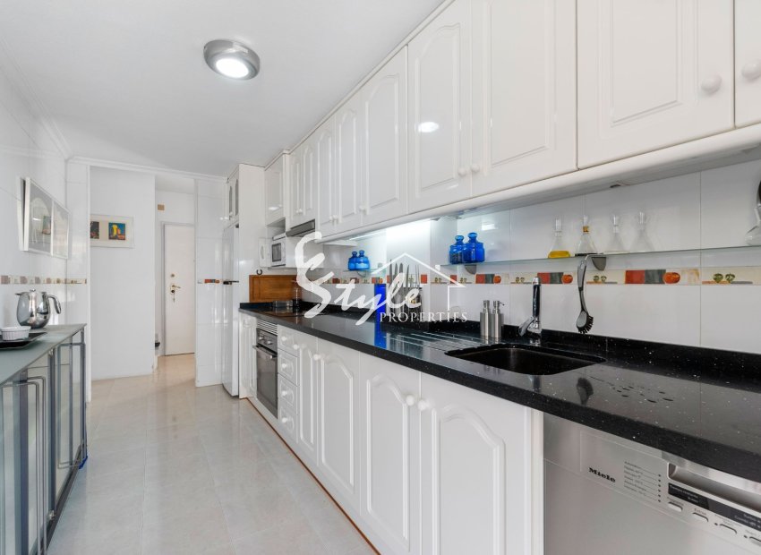 Resale - Townhouse - Orihuela Costa  - Playa Flamenca