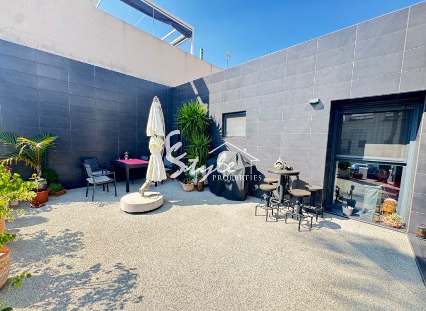 Resale - Townhouse - Orihuela Costa  - Villamartin