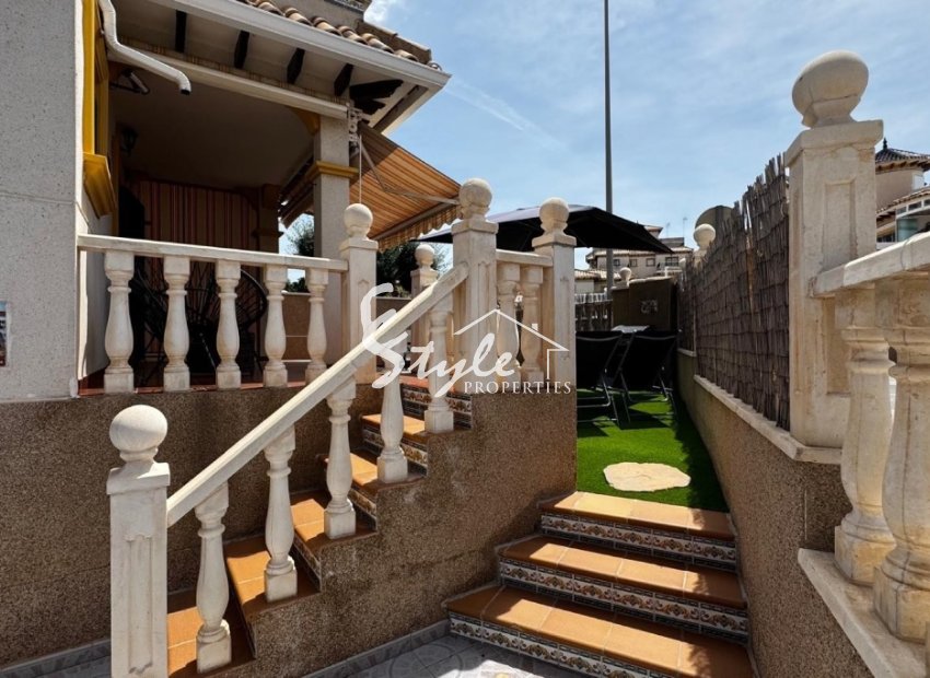 Resale - Townhouse - Orihuela Costa  - Villamartin