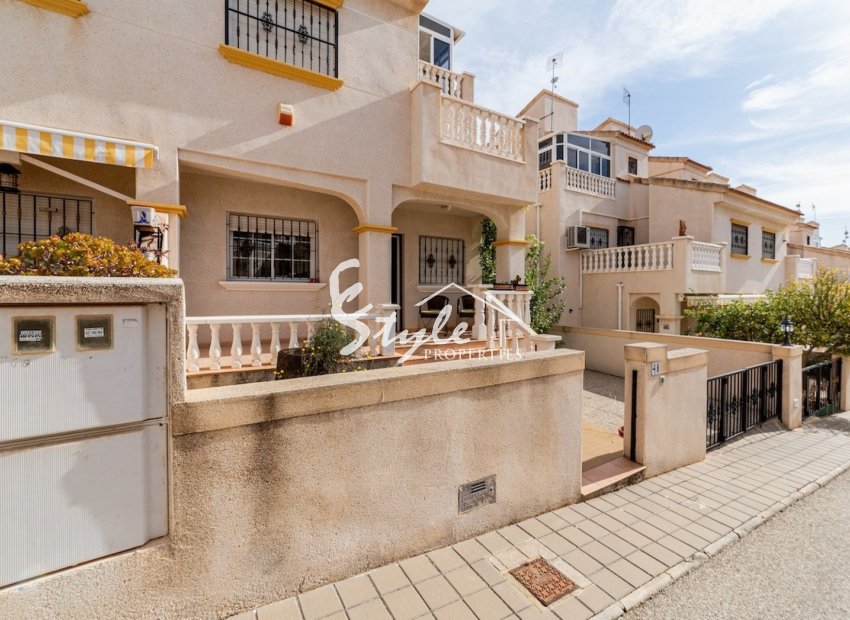 Resale - Townhouse - Orihuela Costa  - Villamartin