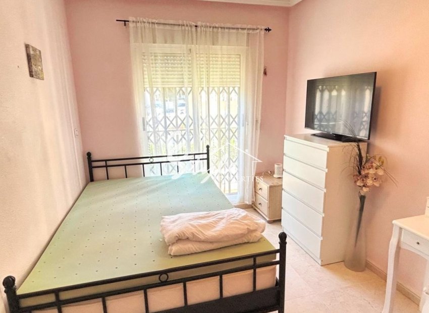 Resale - Townhouse - Orihuela Costa  - Villamartin