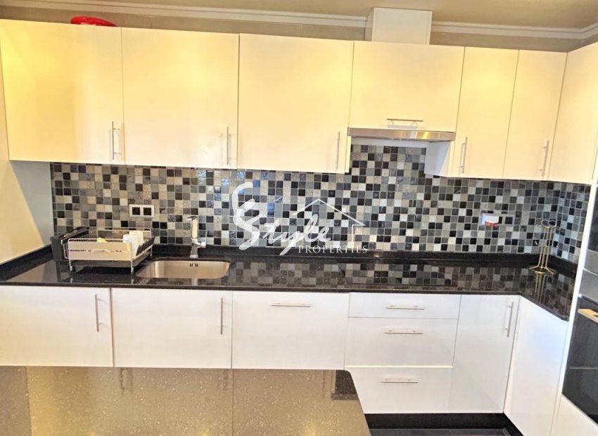 Resale - Townhouse - Orihuela Costa  - Villamartin