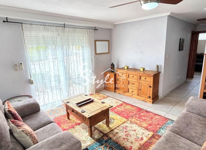 Resale - Townhouse - Orihuela Costa  - Villamartin