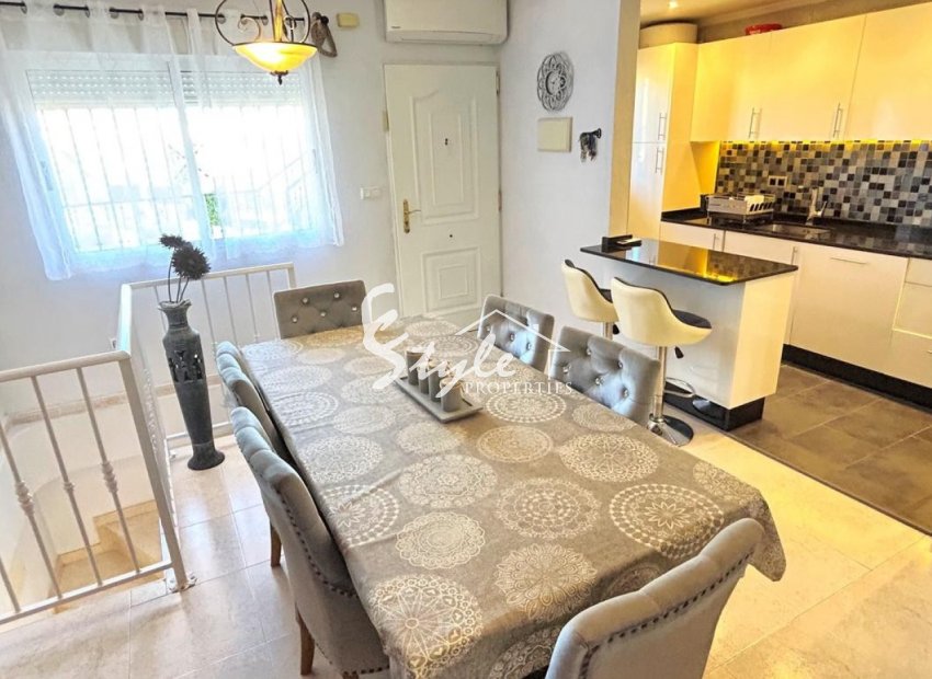 Resale - Townhouse - Orihuela Costa  - Villamartin