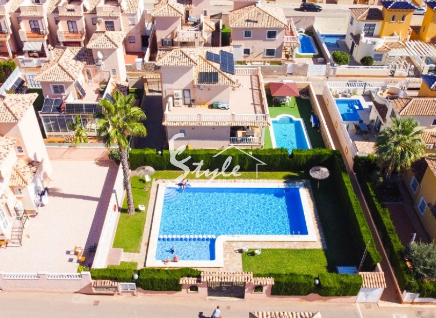 Resale - Townhouse - Punta Prima