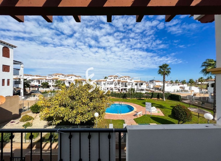 Resale - Townhouse - Punta Prima