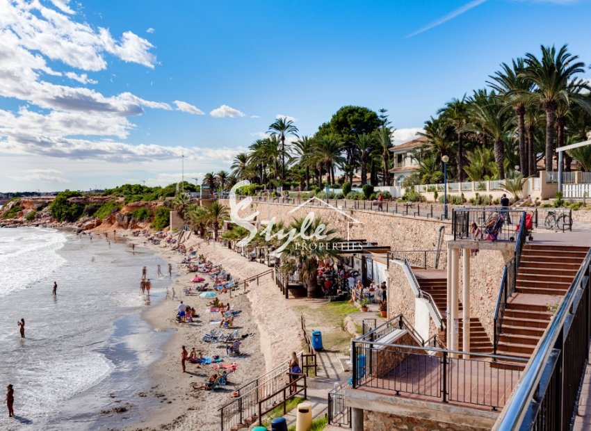 Resale - Townhouse - Punta Prima