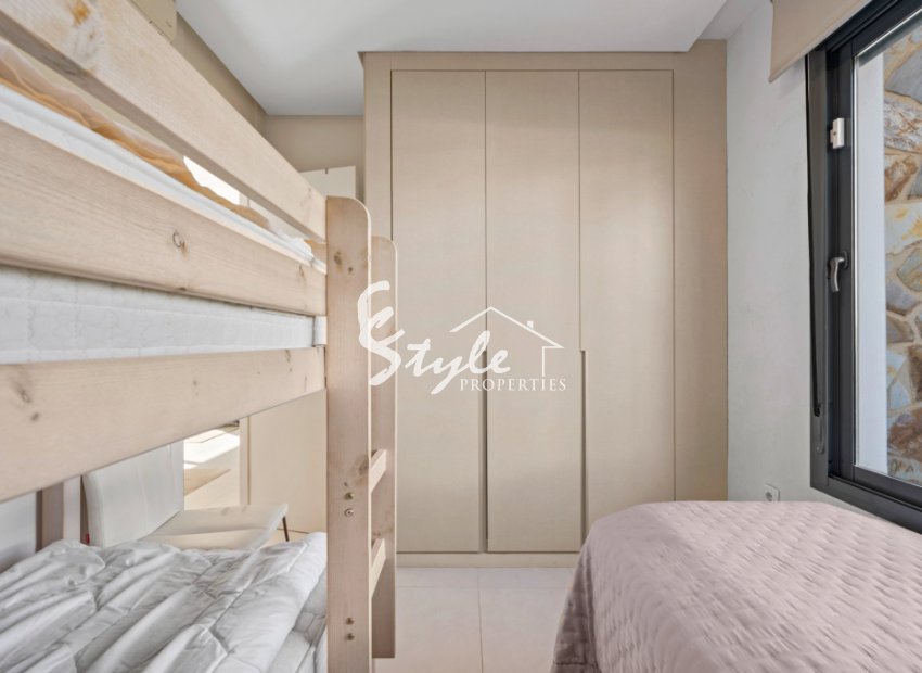 Resale - Townhouse - Punta Prima