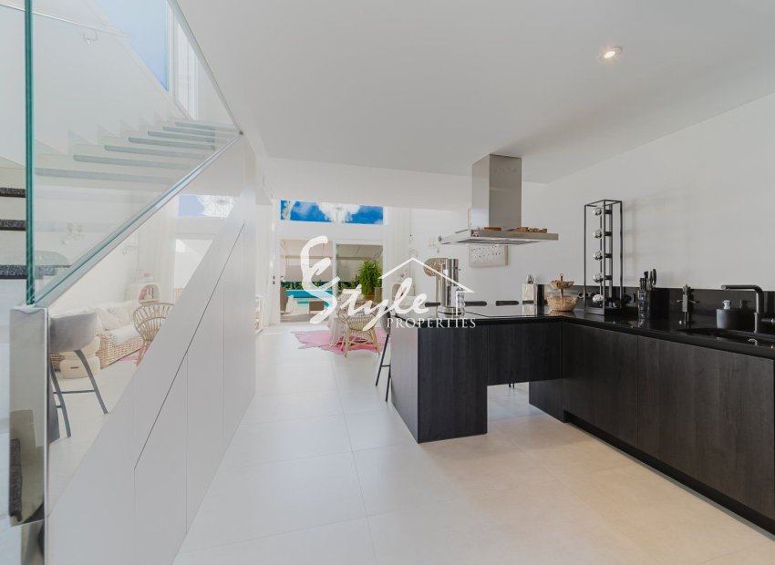 Resale - Villa - Algorfa - La Finca Golf Resort