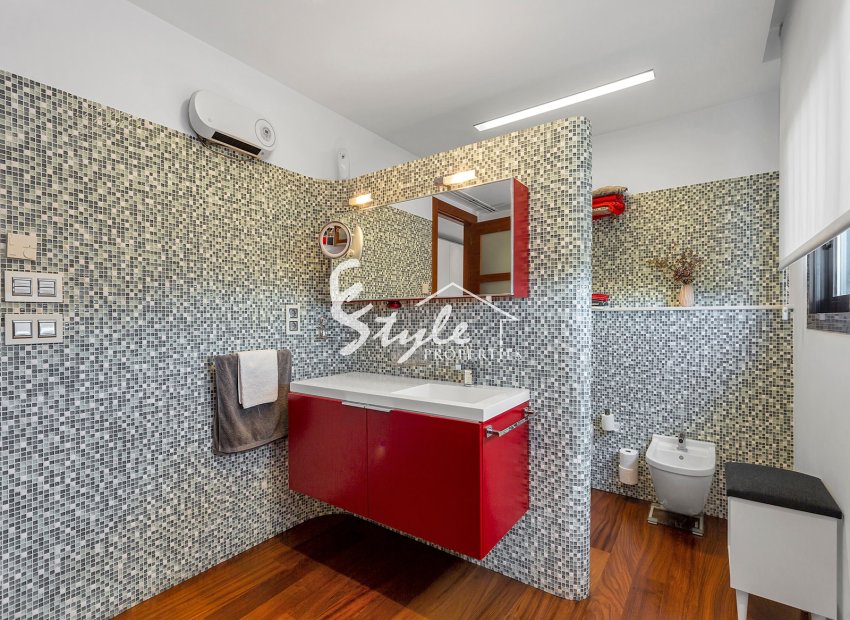 Resale - Villa - Algorfa - La Finca Golf Resort