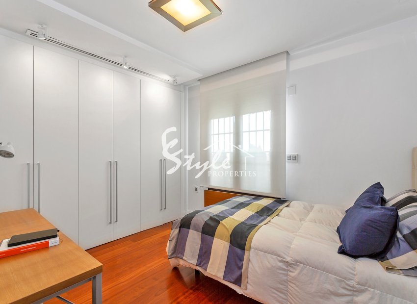 Resale - Villa - Algorfa - La Finca Golf Resort