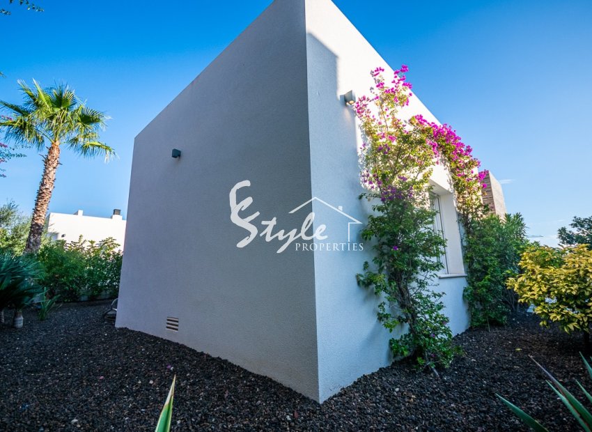 Resale - Villa - Algorfa - La Finca Golf Resort