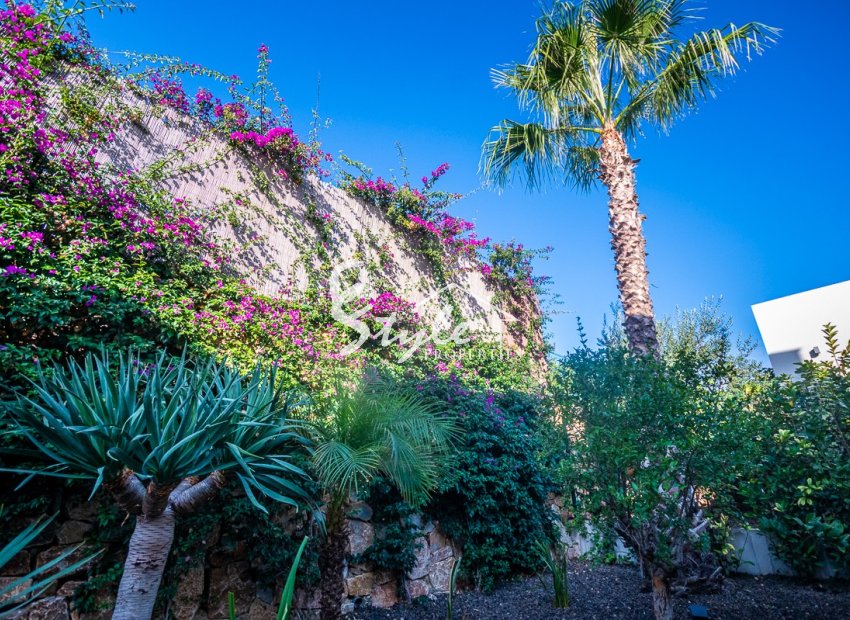 Resale - Villa - Algorfa - La Finca Golf Resort