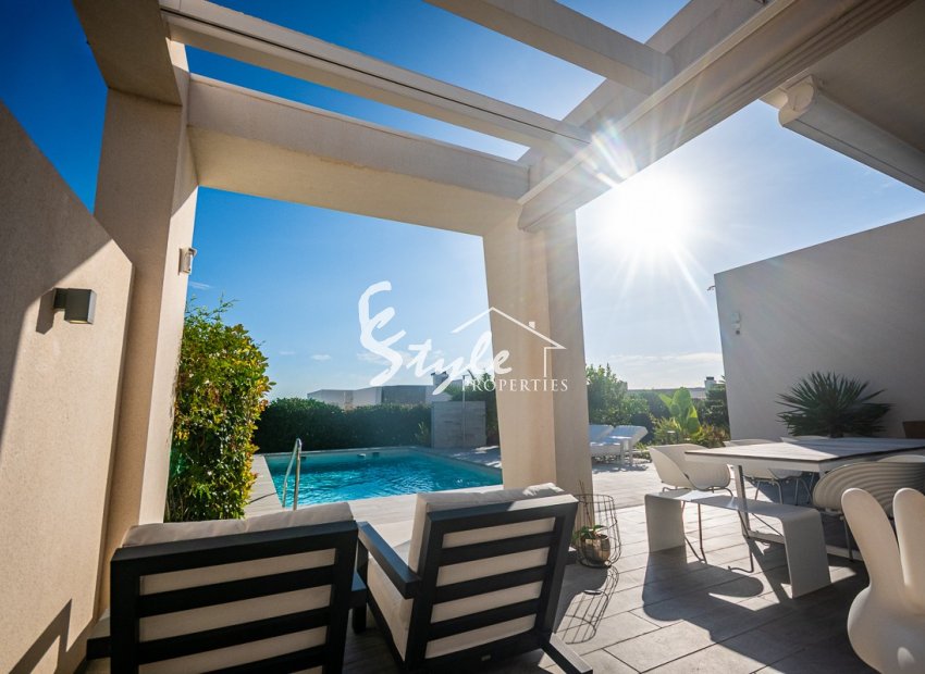 Resale - Villa - Algorfa - La Finca Golf Resort