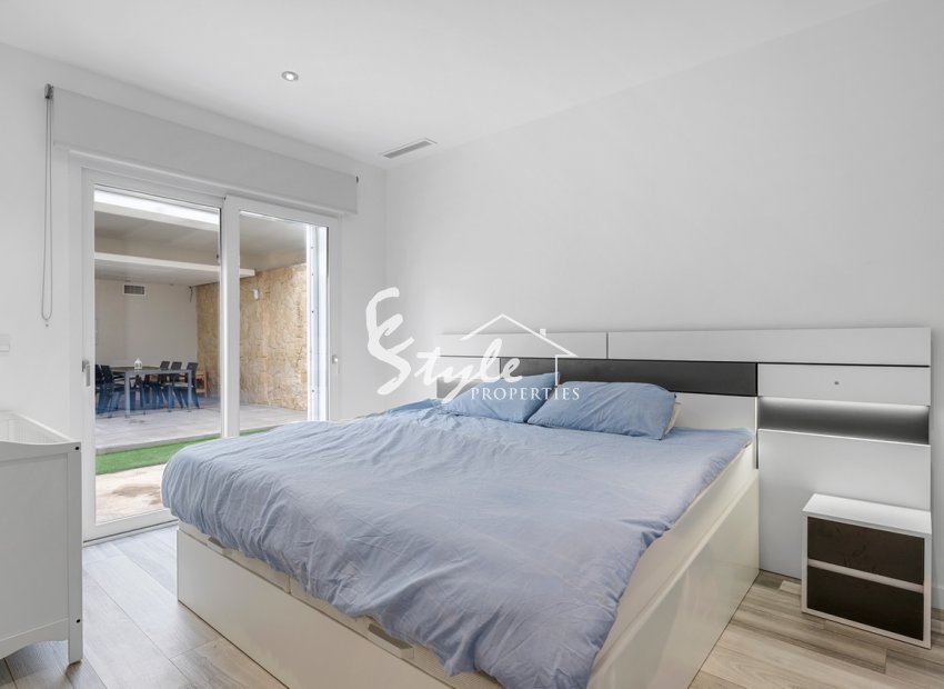 Resale - Villa - Algorfa (montemar) - Algorfa