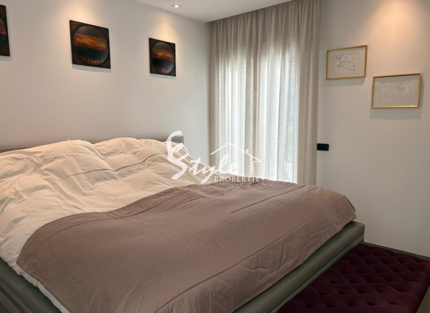 Resale - Villa - Algorfa (montemar) - La Finca Golf Resort