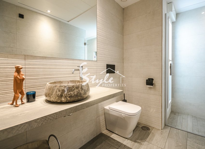 Resale - Villa - Algorfa (montemar) - La Finca Golf Resort