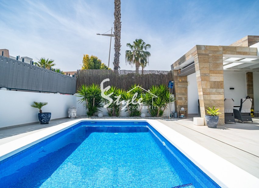 Resale - Villa - Algorfa (montemar) - La Finca Golf