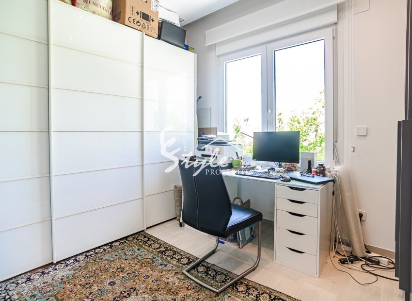 Resale - Villa - Algorfa (montemar) - La Finca Golf