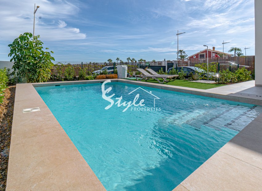 Resale - Villa - Algorfa (montemar) - La Finca