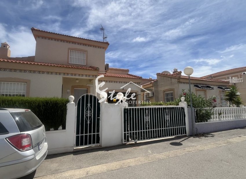Resale - Villa - Algorfa - Montemar