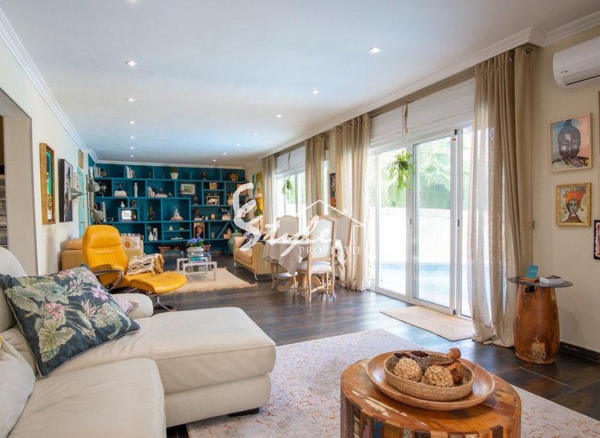 Resale - Villa - Algorfa