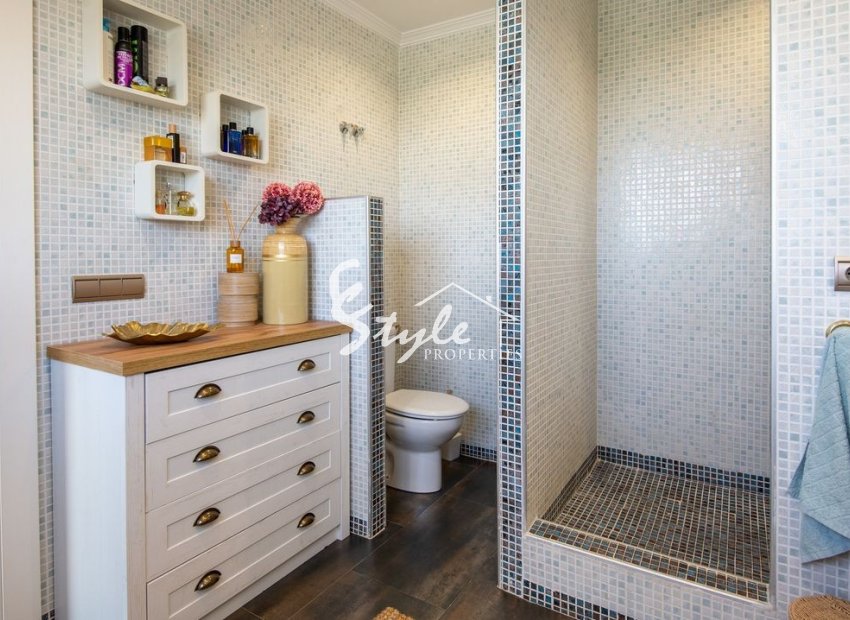 Resale - Villa - Algorfa