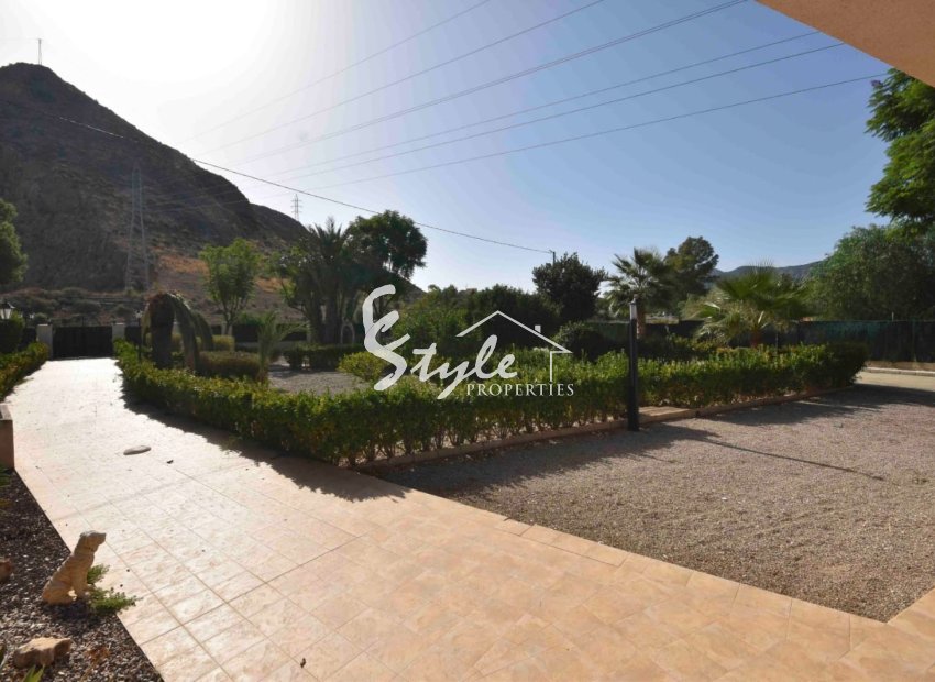 Resale - Villa - Alicante - Callosa De Segura