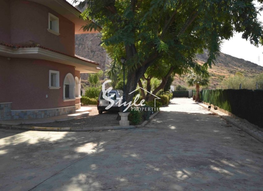 Resale - Villa - Alicante - Callosa De Segura