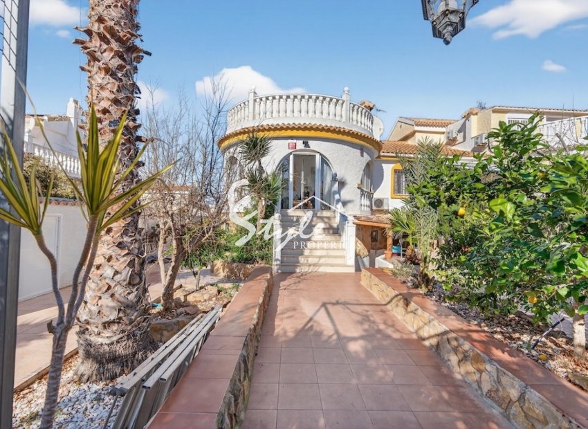 Resale - Villa - Alicante - Gran Alacant