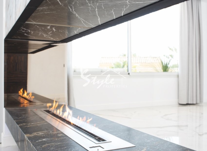 Resale - Villa - Altea