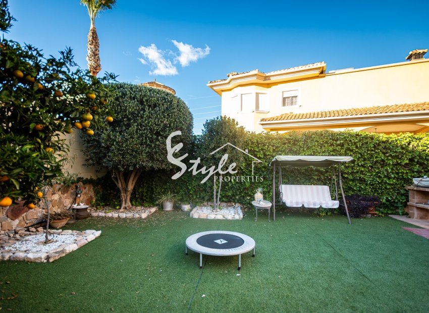 Resale - Villa - Benferri