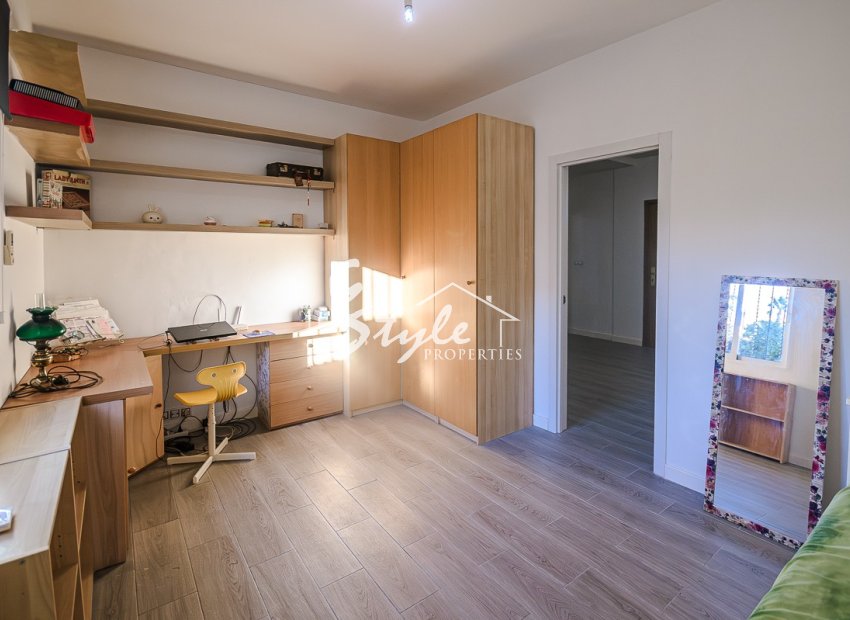 Resale - Villa - Benferri