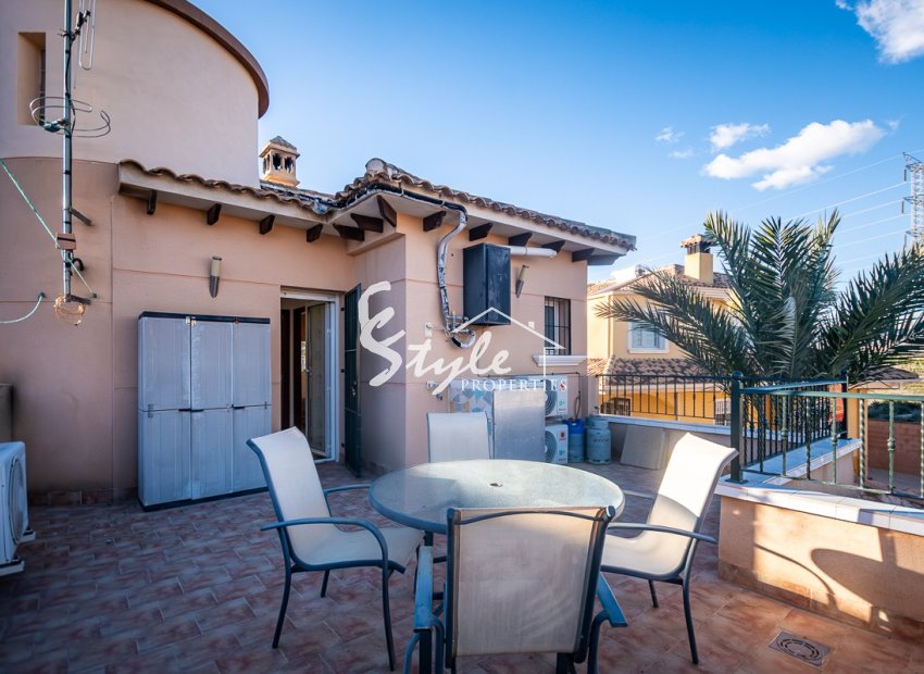 Resale - Villa - Benferri