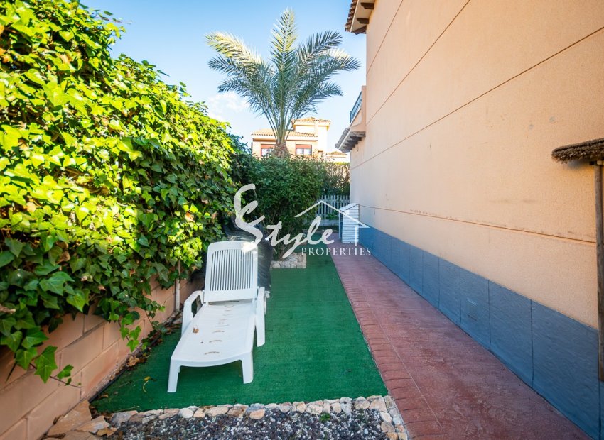 Resale - Villa - Benferri