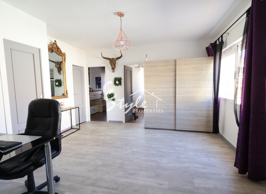 Resale - Villa - Cabo Roig - Lomas de Cabo Roig