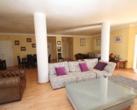 Resale - Villa - Cabo Roig