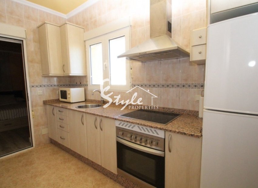 Resale - Villa - Cabo Roig