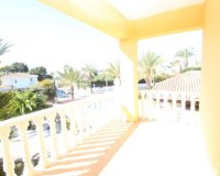 Resale - Villa - Cabo Roig
