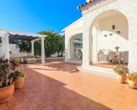 Resale - Villa - Cabo Roig