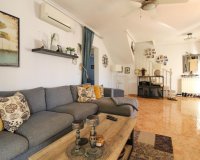 Resale - Villa - Cabo Roig