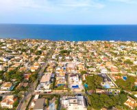 Resale - Villa - Cabo Roig