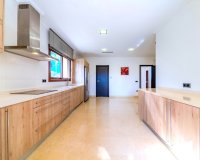 Resale - Villa - Cabo Roig